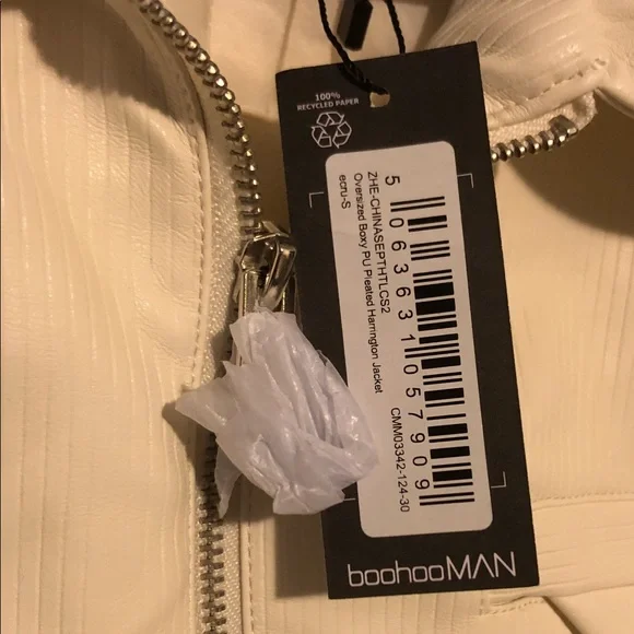 Elegant Cream Leather Jacket for Women - Picture 3 of 6